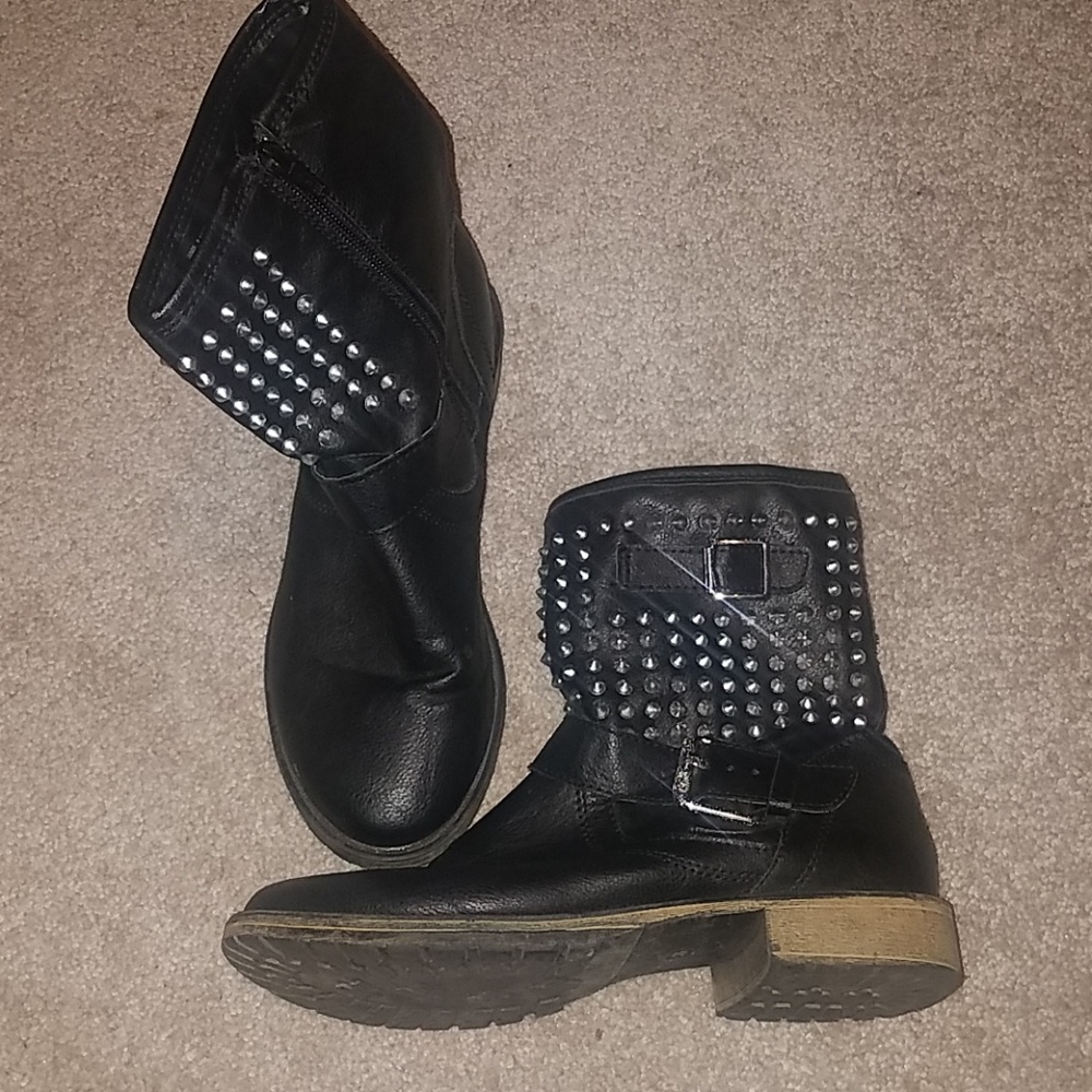 Studed boots